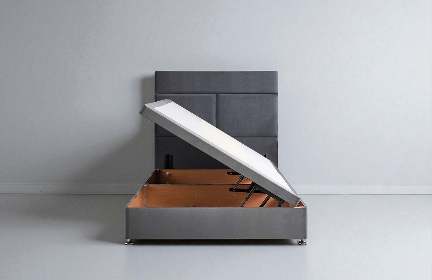 Cheval Storage Bed